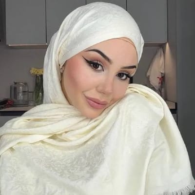 liiyaanaa